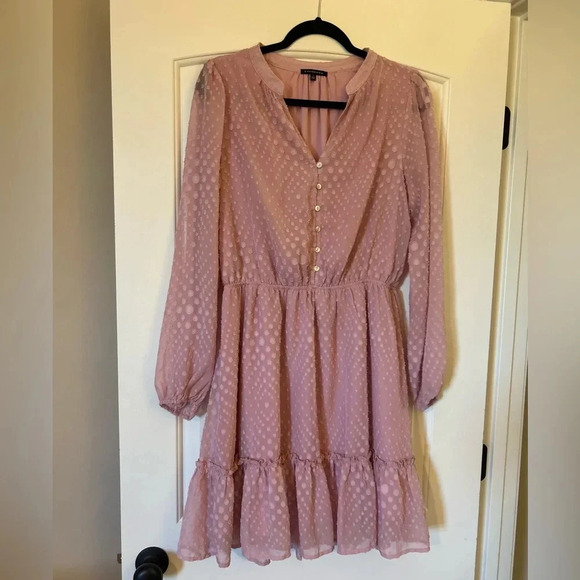 Staccato Dresses & Skirts - Staccato Pink Gathered Waist Long Sleeve Midi Dress. Size Large. Feminine.Spring